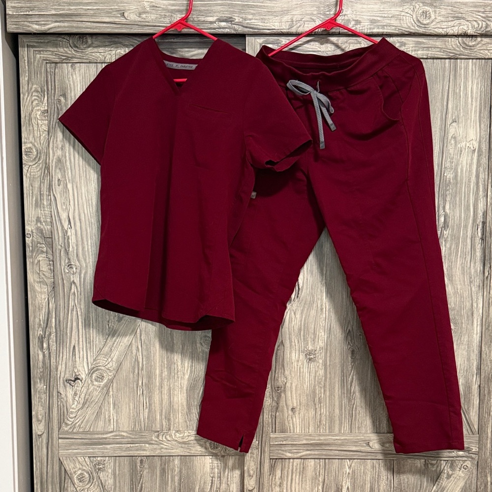 Fabletics Brand Burgundy Medical Scrub Set - Top & Drawstring Pants